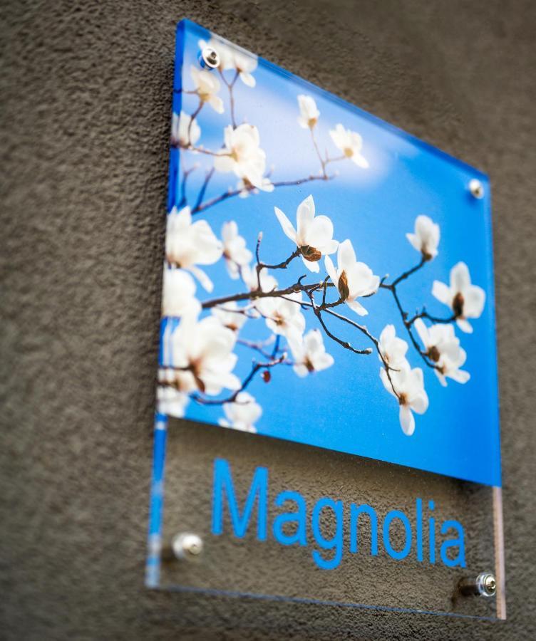 Apartment Magnolia คาร์ลชตัดท์ ภายนอก รูปภาพ